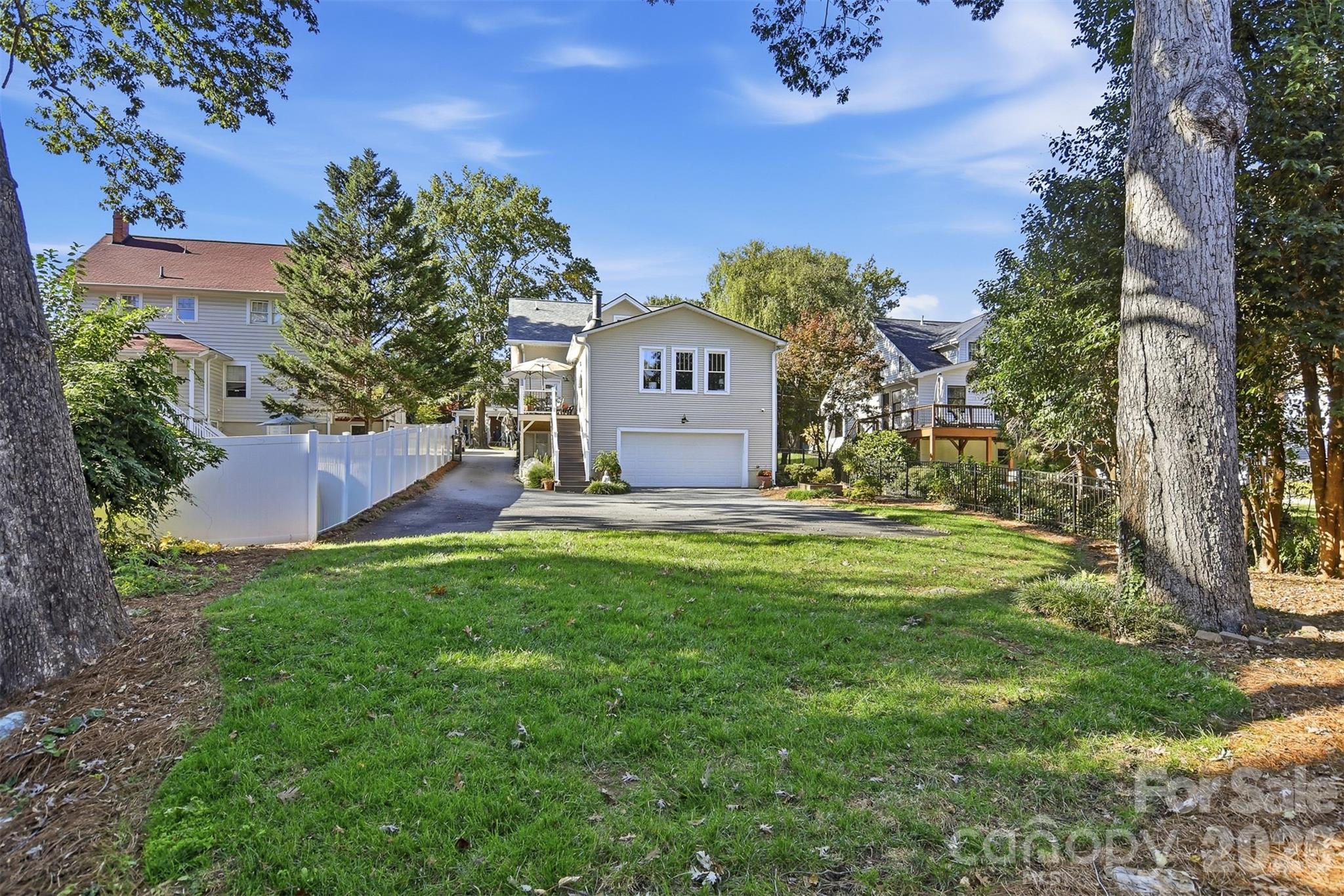 Single Family Residence at 451 S Hawthorne Road, Winston Salem, photo 39 of 40