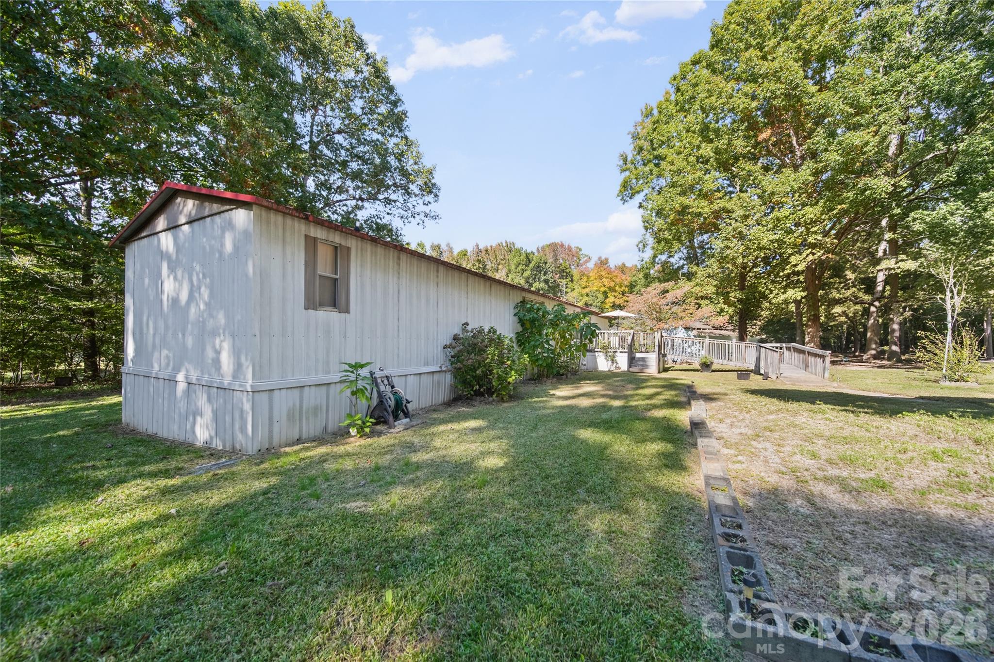 Single Family Residence at 2350 Wildwood Drive, York, photo 3 of 39