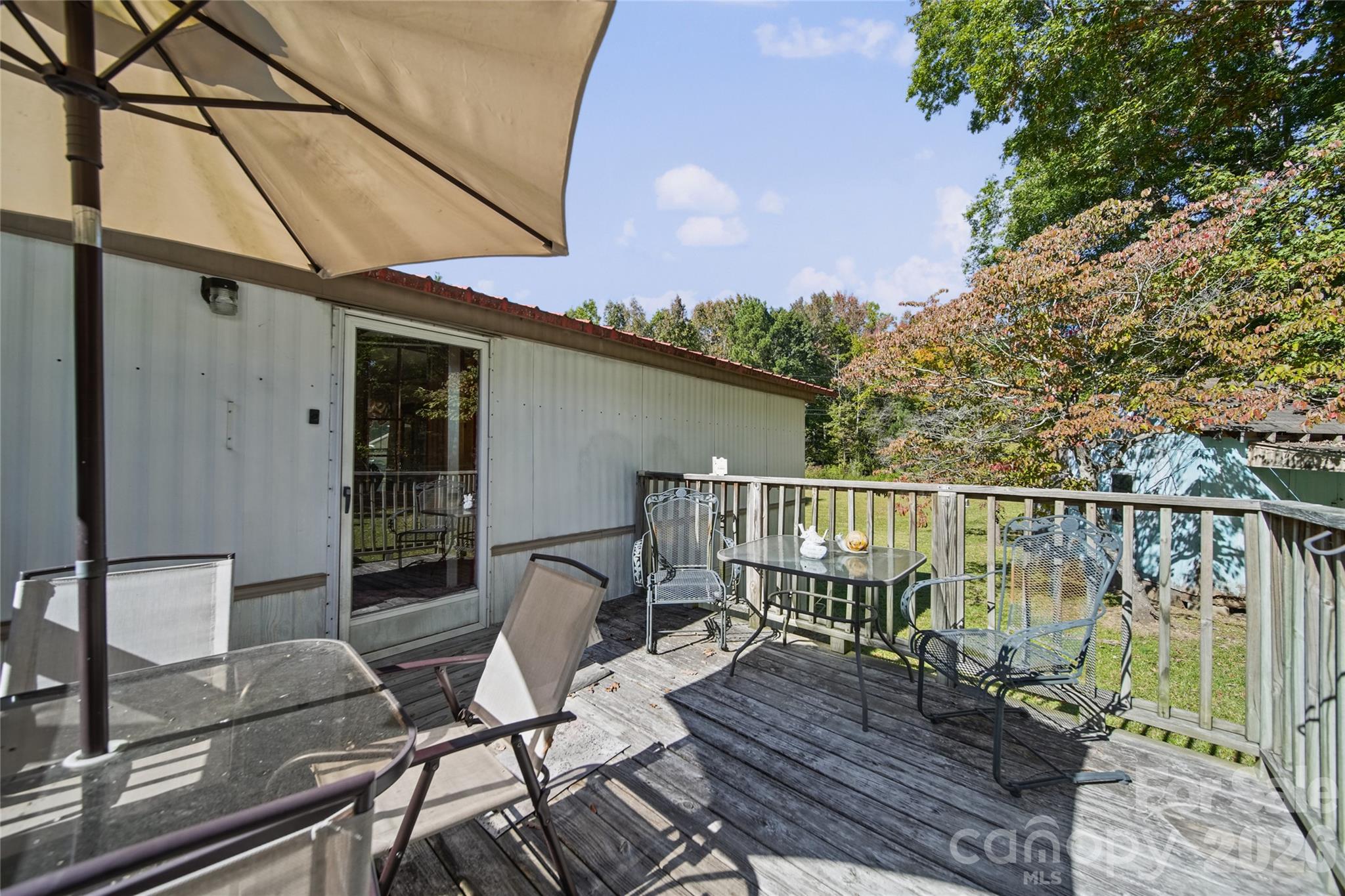 Single Family Residence at 2350 Wildwood Drive, York, photo 15 of 39