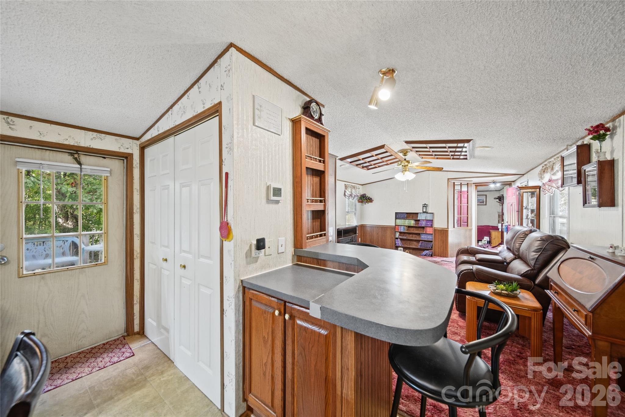 Single Family Residence at 2350 Wildwood Drive, York, photo 25 of 39