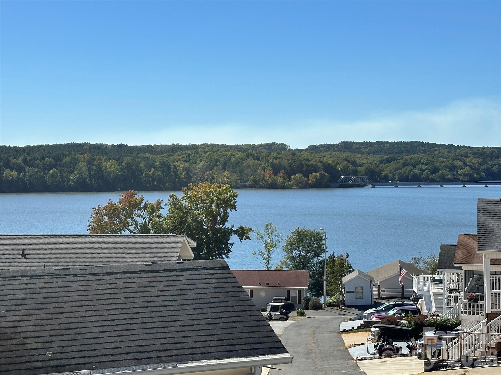 Single Family Residence at 155 Grand View Drive, New London, photo 5 of 48