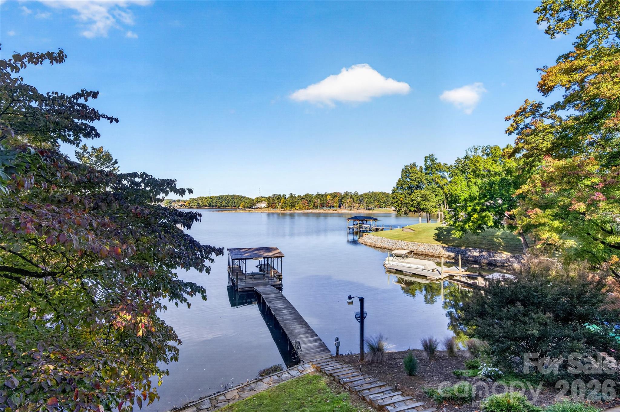 The Views! - 188 Paradise Peninsula Road, Mooresville