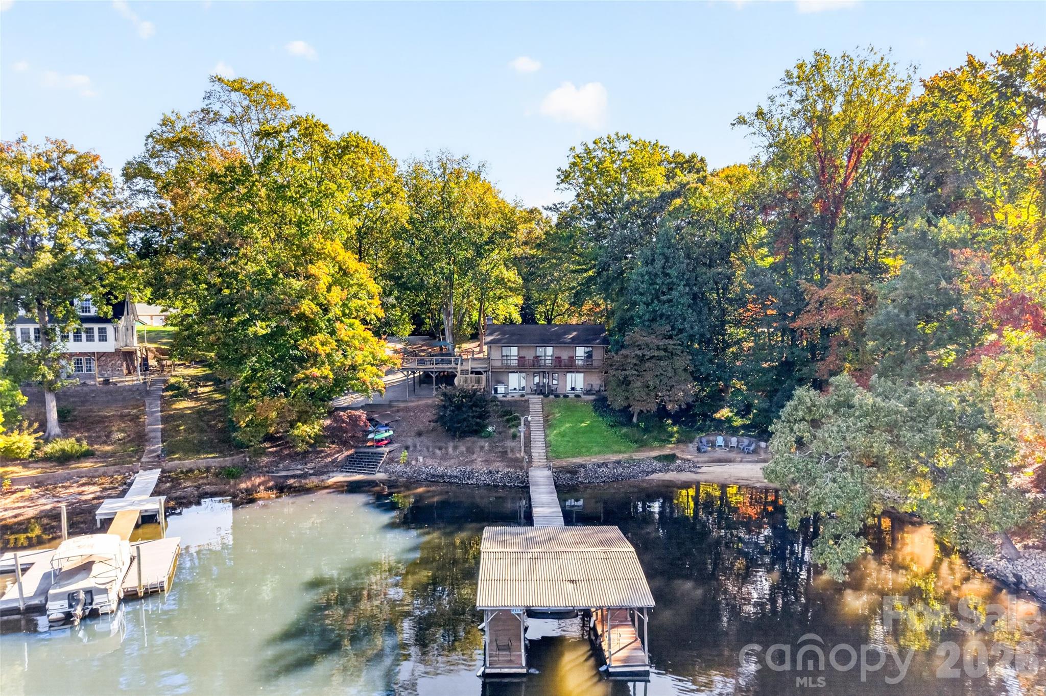 Lakeside of home - 188 Paradise Peninsula Road, Mooresville