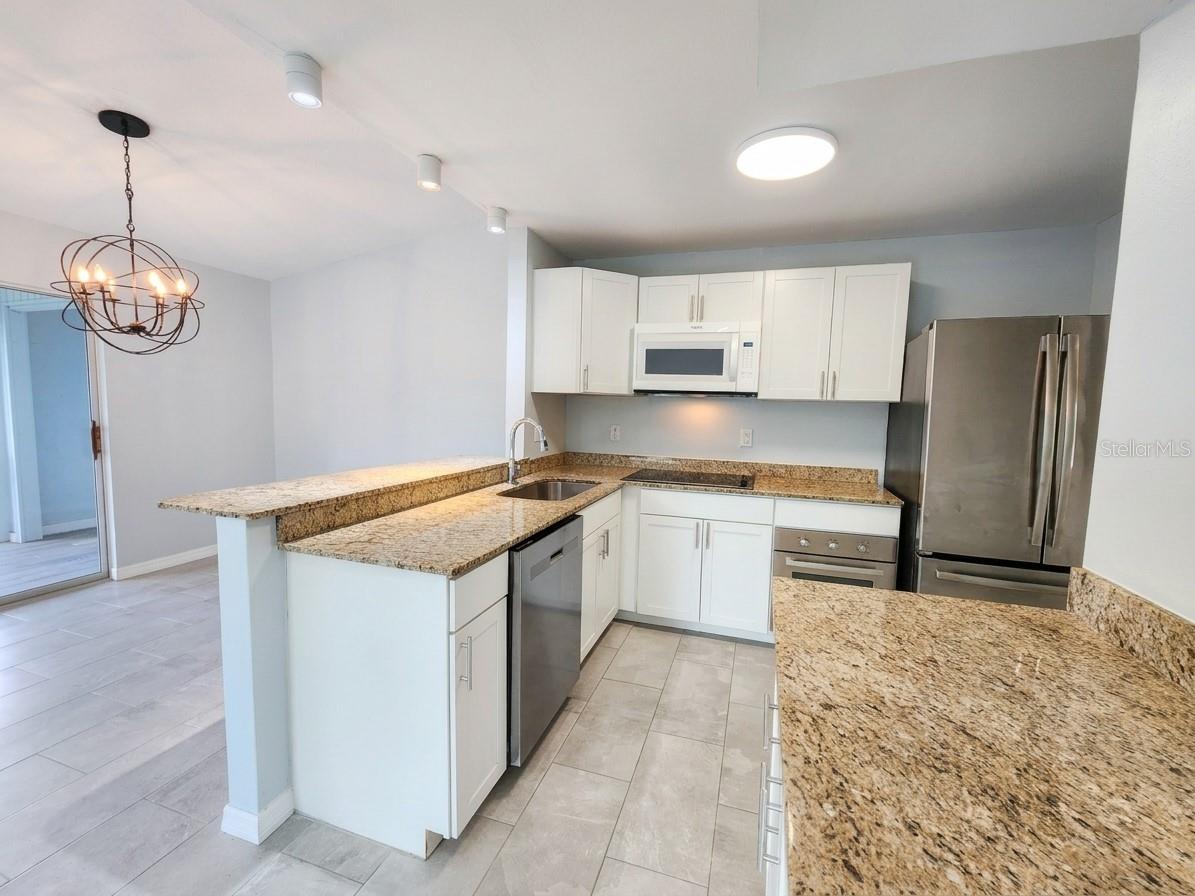 Condominium at 2688 CLUBHOUSE DR #201, SARASOTA, photo 8 of 34