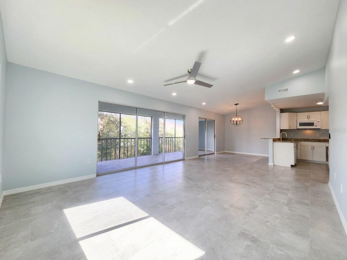 Condominium at 2688 CLUBHOUSE DR #201, SARASOTA, photo 4 of 34