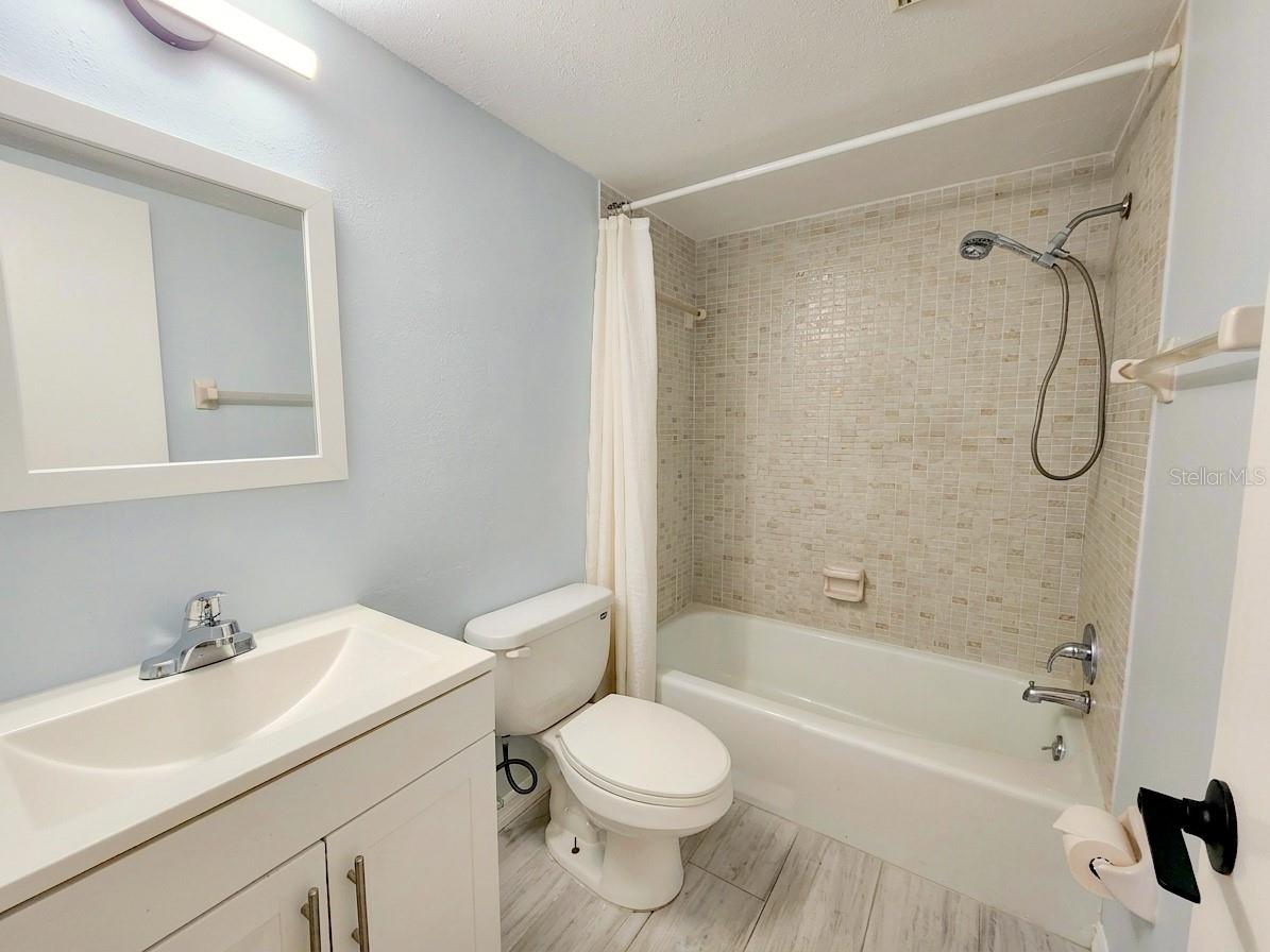 Condominium at 2688 CLUBHOUSE DR #201, SARASOTA, photo 20 of 34