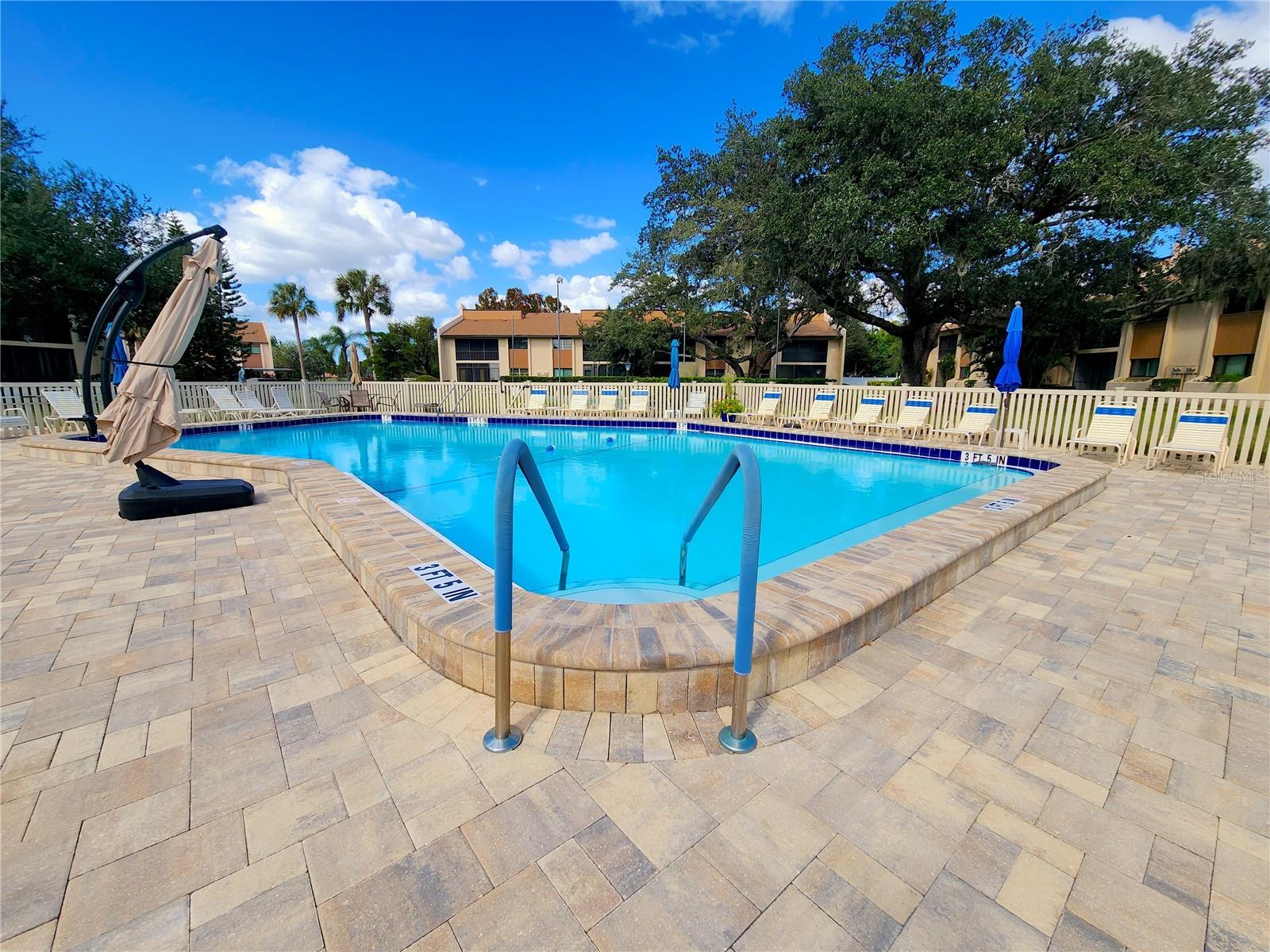 Condominium at 2688 CLUBHOUSE DR #201, SARASOTA, photo 29 of 34