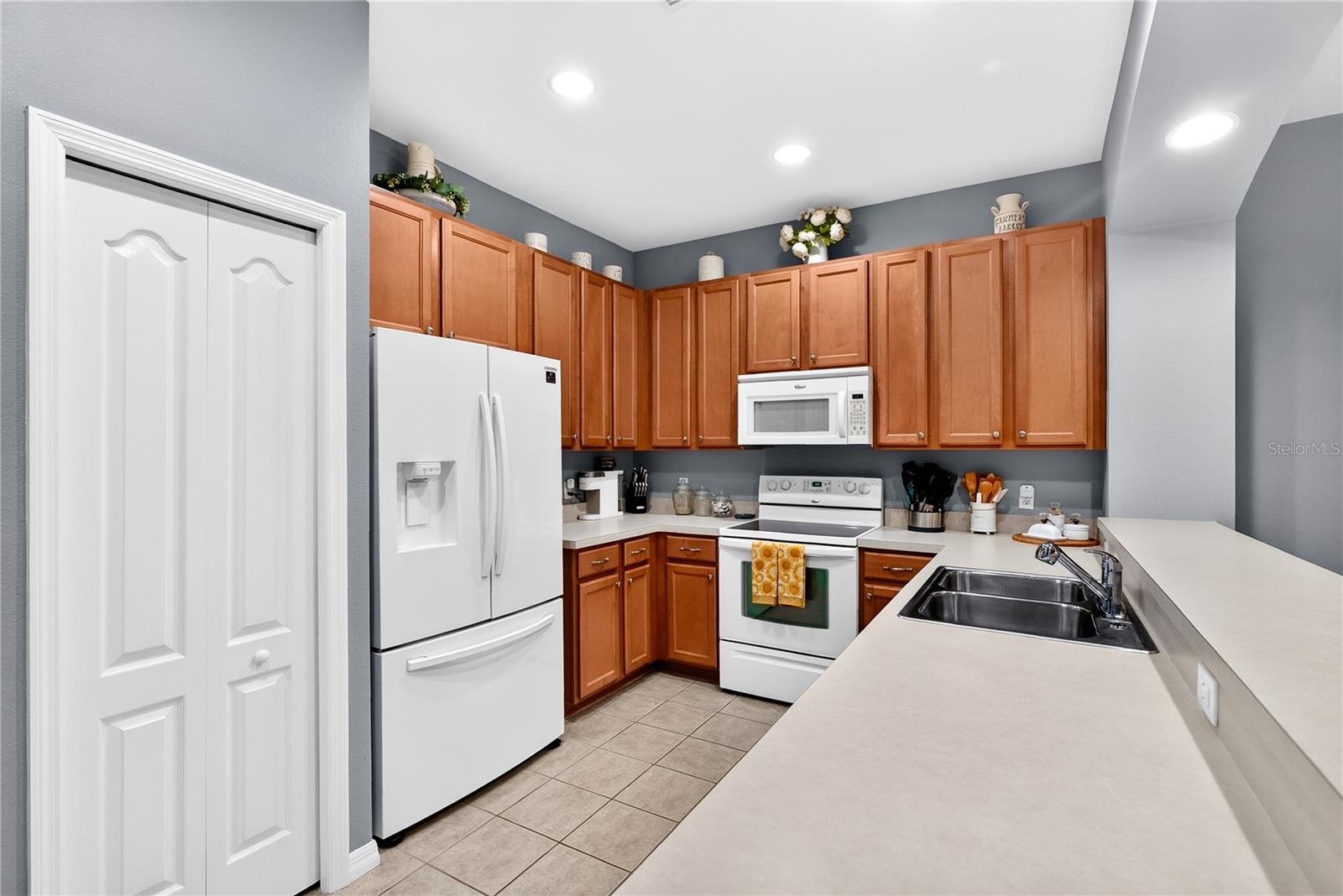 Kitchen - 1257 JONAH DR, NORTH PORT