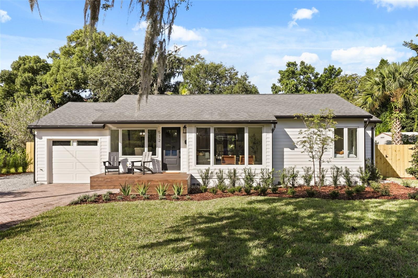 512 MAYFAIR CIR