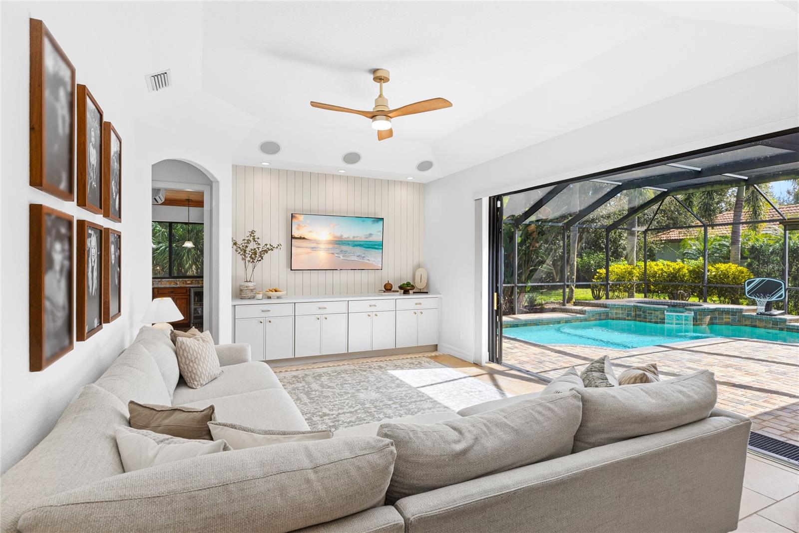 Single Family Residence at 3787 EAGLE HAMMOCK DR, SARASOTA, photo 36 of 95