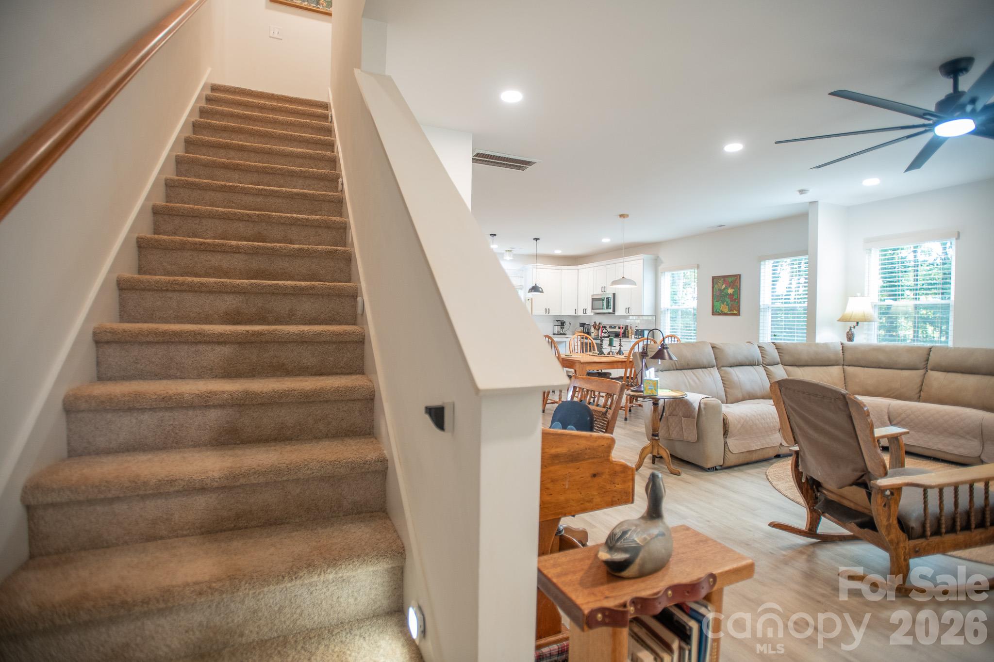 Single Family Residence at 4541 Kings Court, Hickory, photo 32 of 48