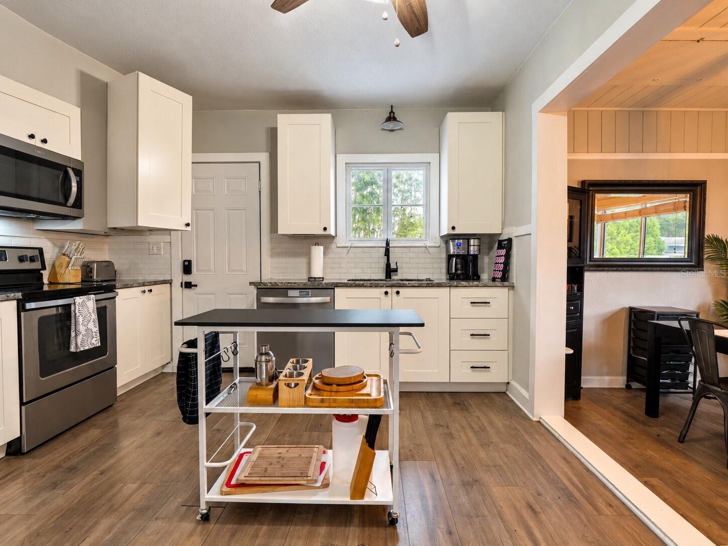 Single Family Residence at 1214 ALOHA LN, CLEARWATER, photo 9 of 44