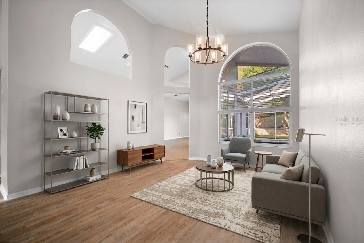 Virtually Staged - 18113 PALM BREEZE DR, TAMPA