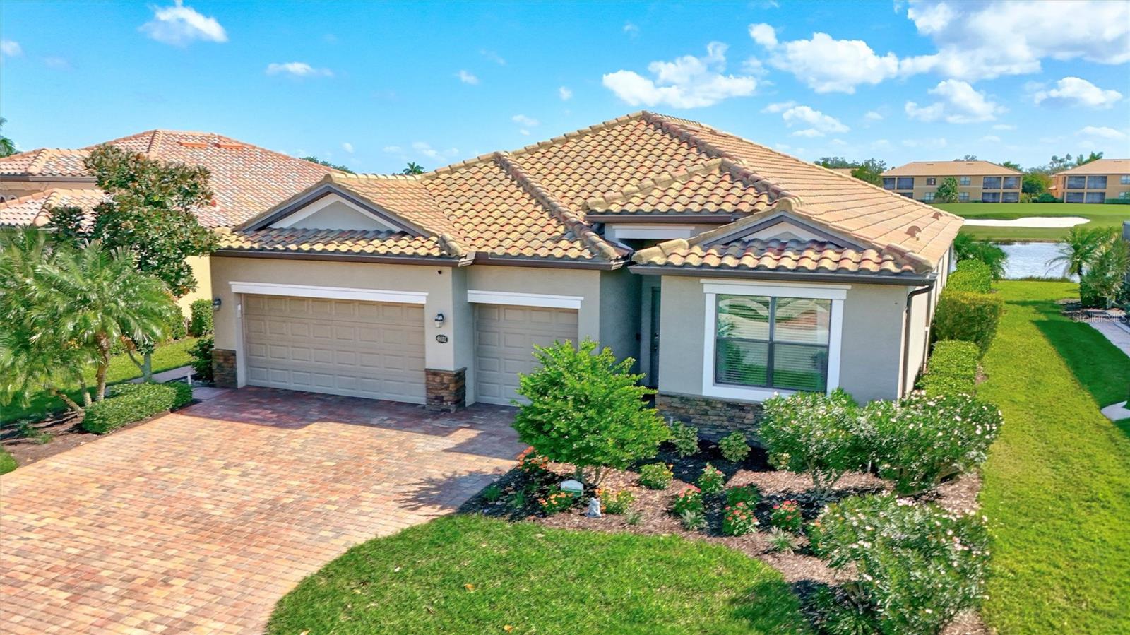 Single Family Residence at 6832 WILD LAKE TER, BRADENTON, photo 2 of 72