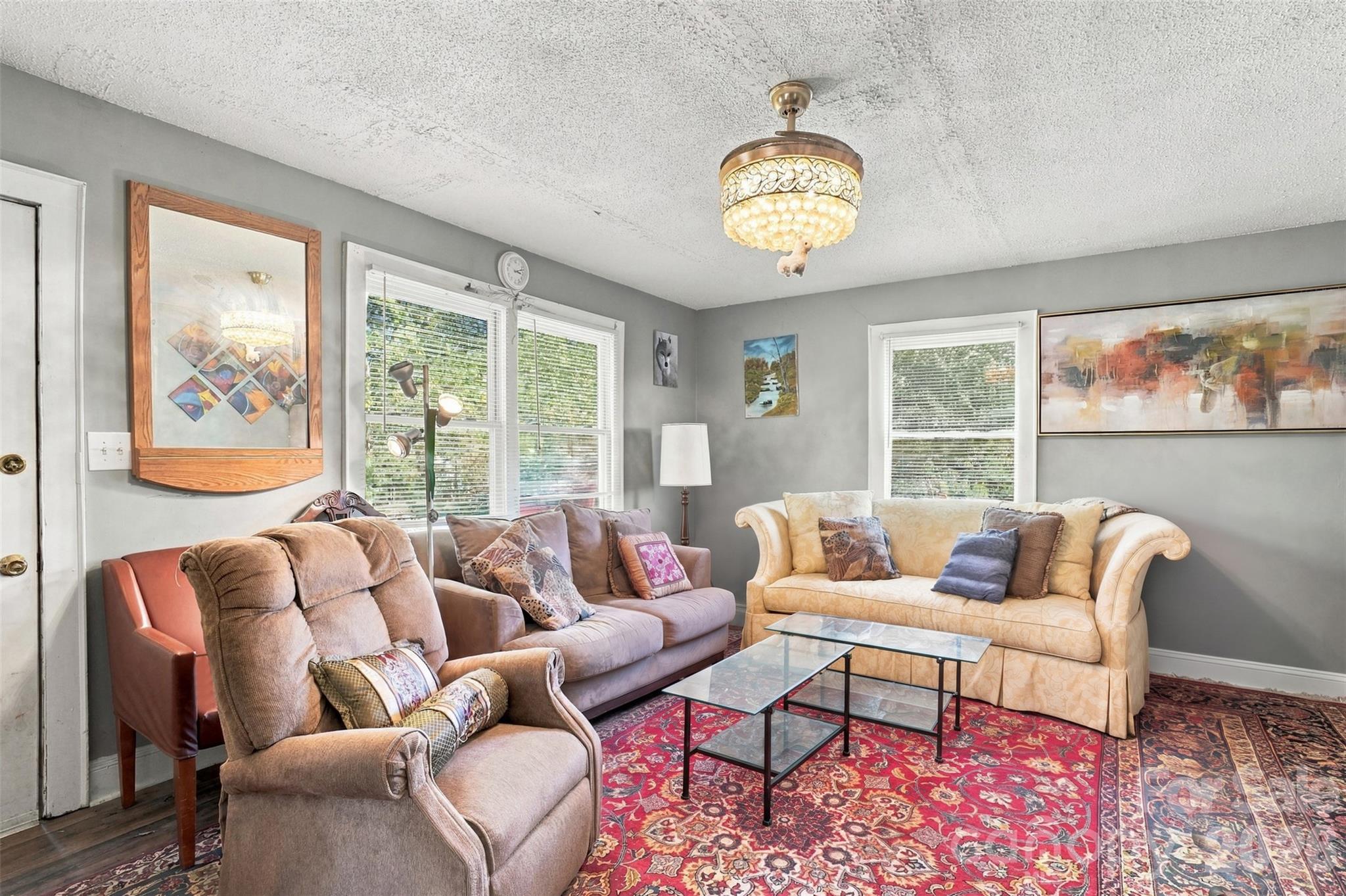Single Family Residence at 1612 Hawfield Road, Charlotte, photo 3 of 25