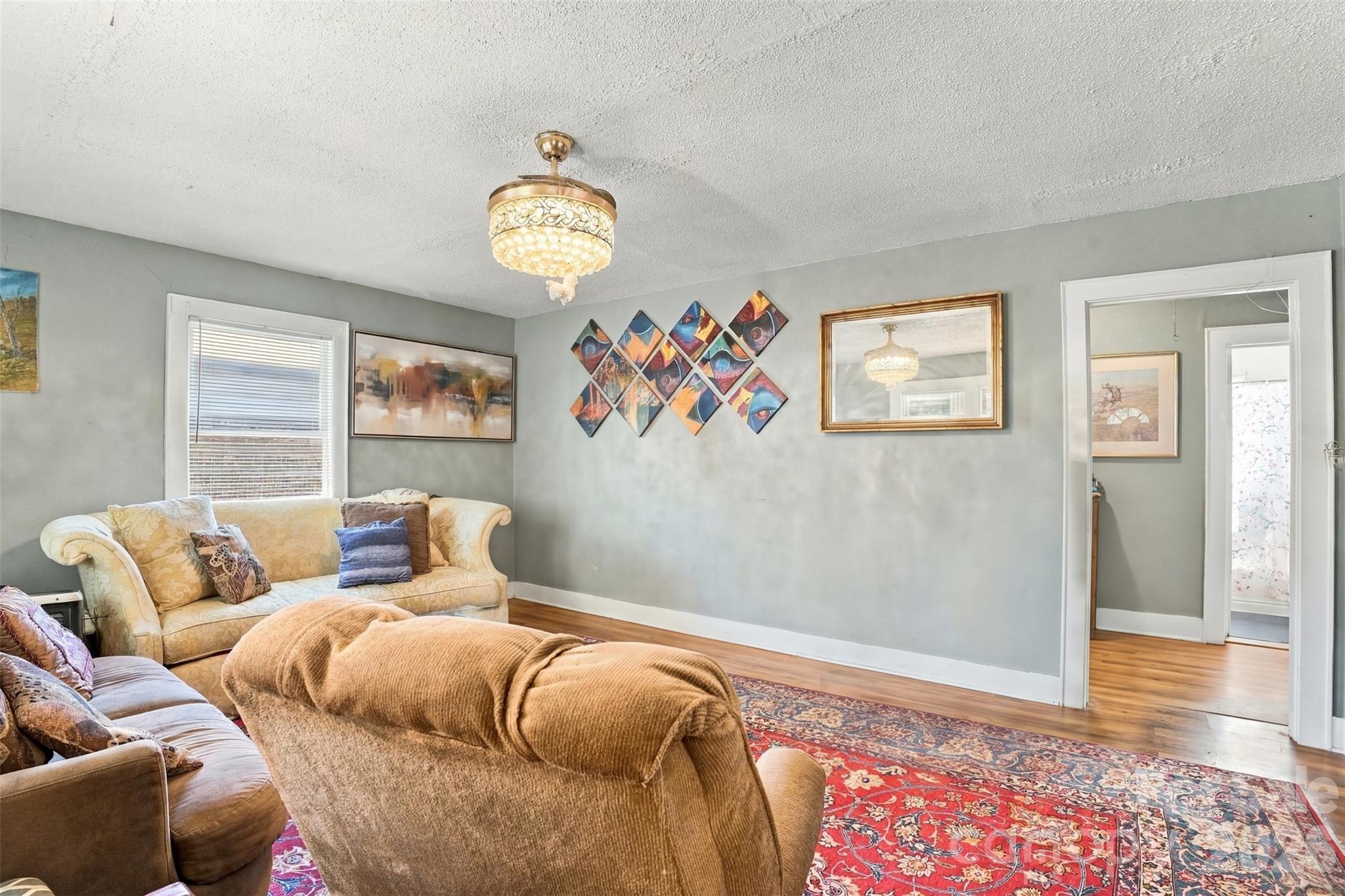 Single Family Residence at 1612 Hawfield Road, Charlotte, photo 9 of 25