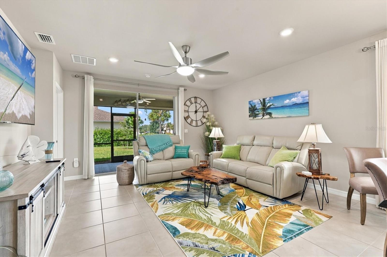 Light and Bright Living room - 1468 REMINGTON TRACE DR, PORT CHARLOTTE