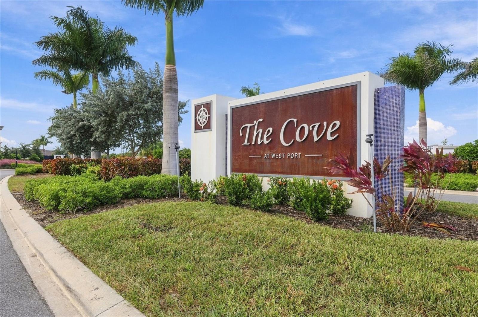 Single Family Residence at 1468 REMINGTON TRACE DR, PORT CHARLOTTE, photo 41 of 56