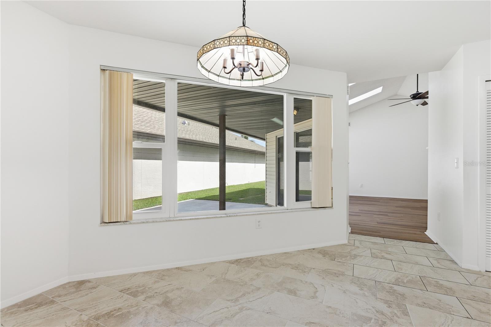 Single Family Residence at 7133 SILVERMILL DR, TAMPA, photo 21 of 36