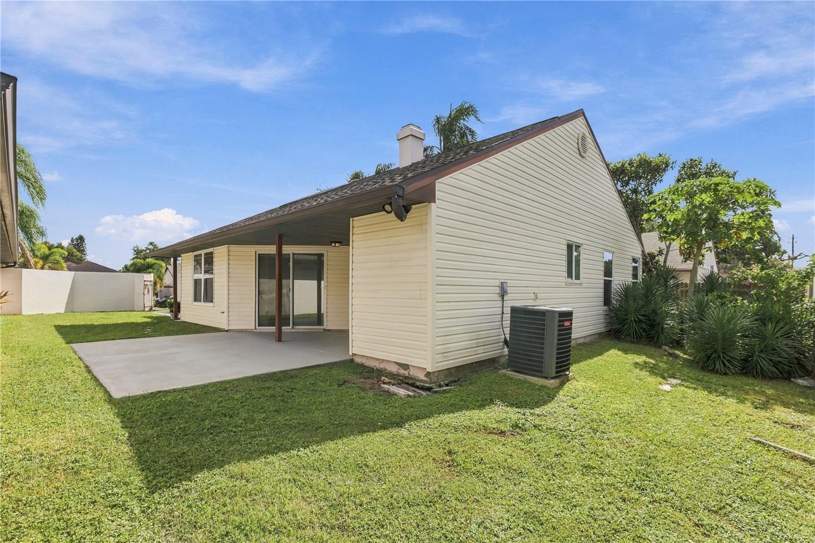 BACK YARD - 7133 SILVERMILL DR, TAMPA