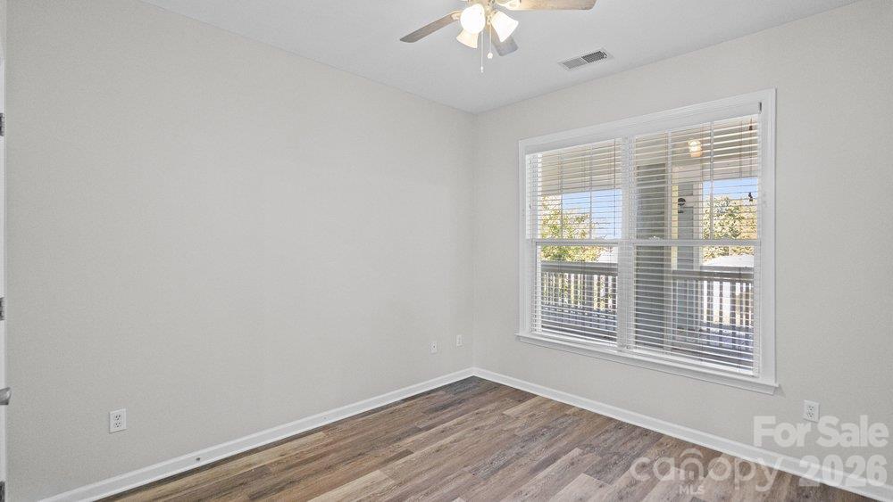 Condominium at 18736 Nautical Drive, Cornelius, photo 16 of 32