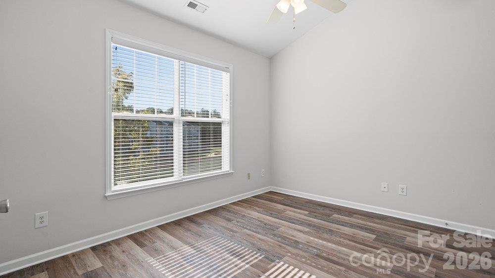Condominium at 18736 Nautical Drive, Cornelius, photo 18 of 32
