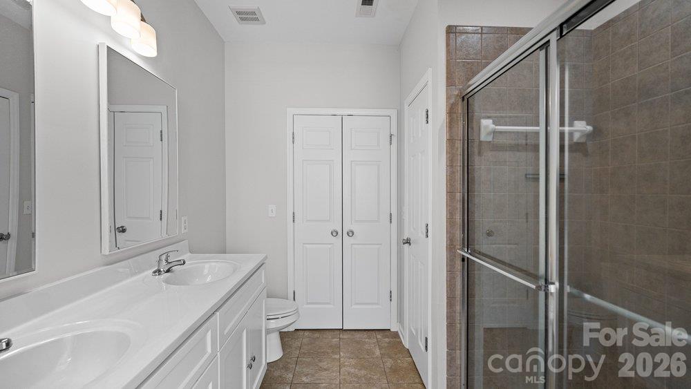Condominium at 18736 Nautical Drive, Cornelius, photo 21 of 32