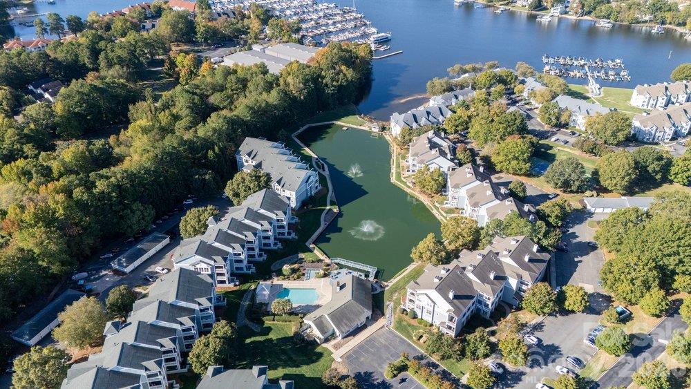 Condominium at 18736 Nautical Drive, Cornelius, photo 28 of 32