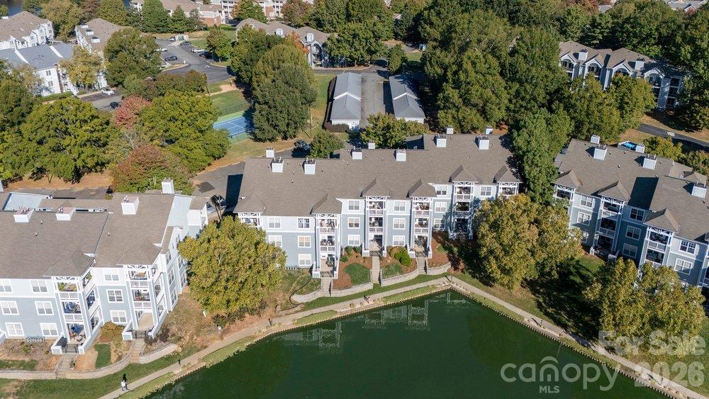 Condominium at 18736 Nautical Drive, Cornelius, photo 30 of 32
