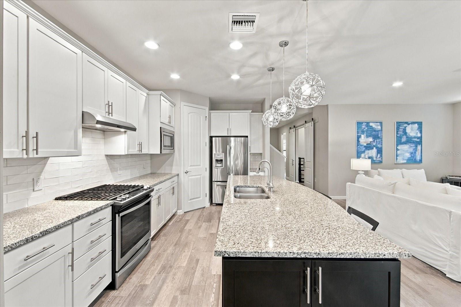 Single Family Residence at 16942 WINTHROP PL, BRADENTON, photo 15 of 100