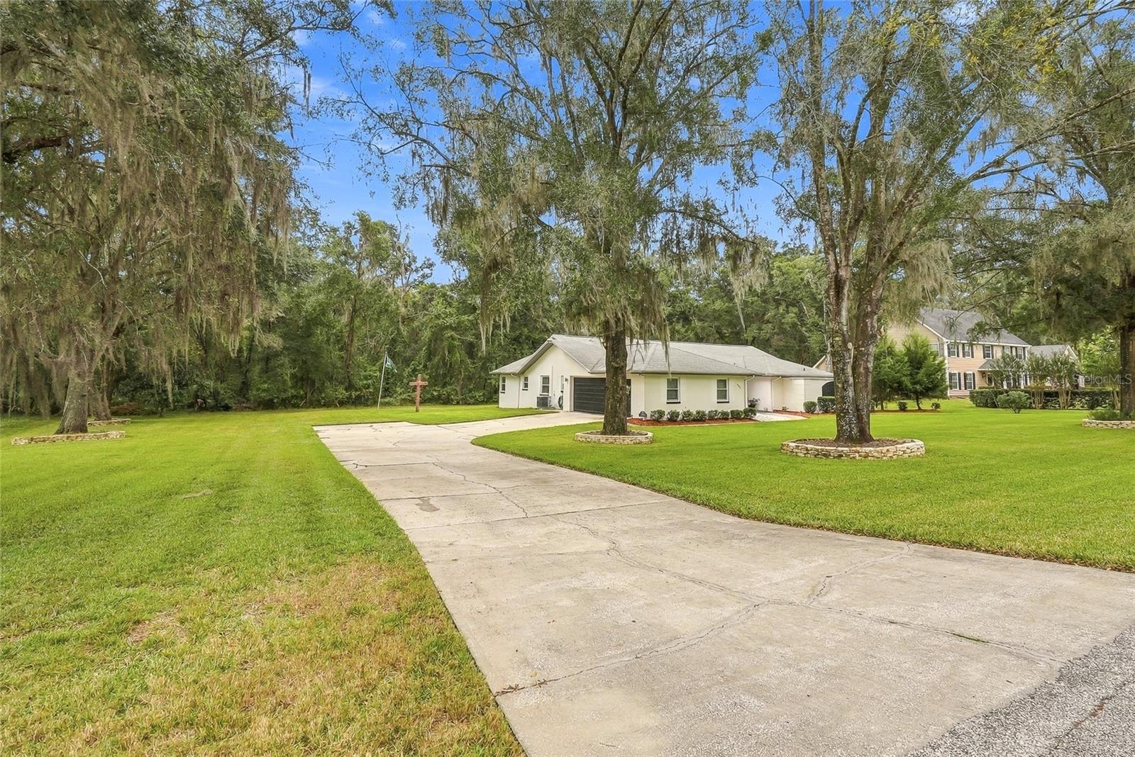 Extended Driveway - 9896 DOMINGO DR, BROOKSVILLE