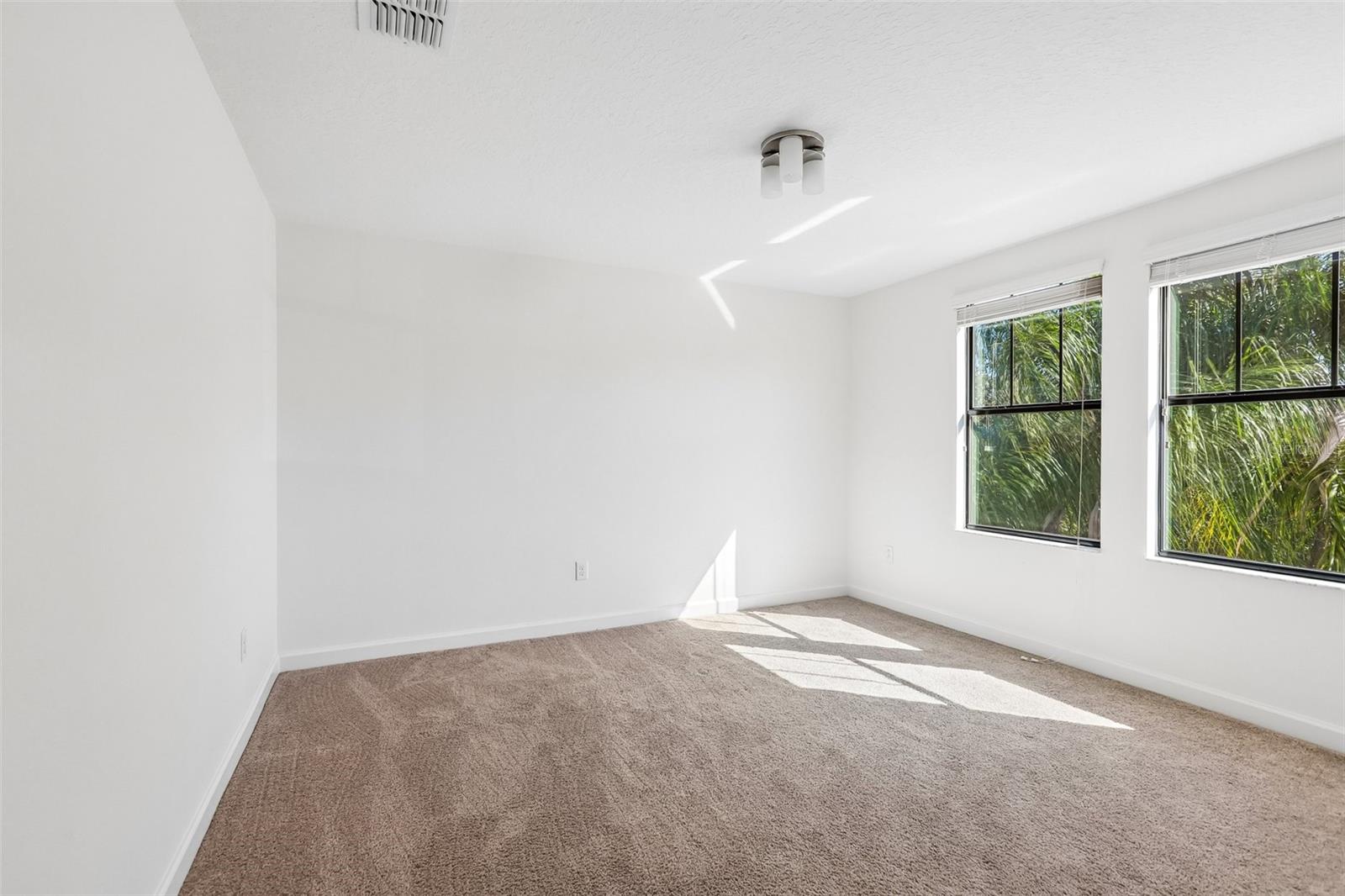 Bedroom 3 - 19430 PADDOCK VIEW DR, TAMPA
