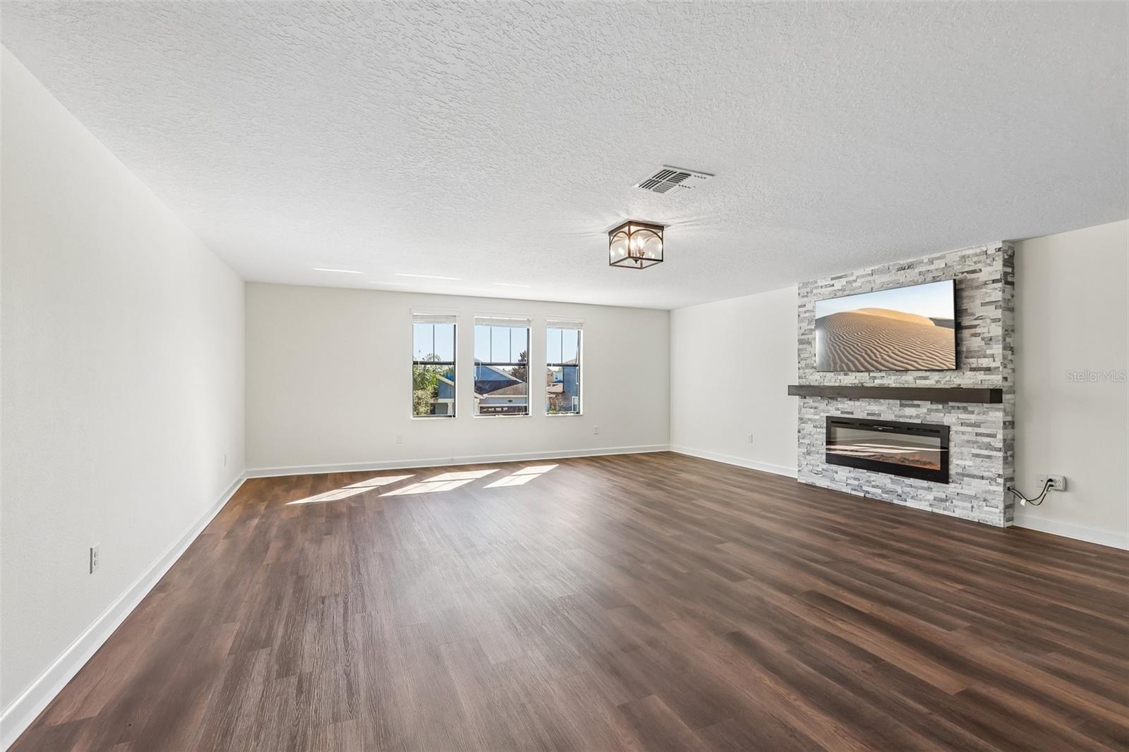 Bonus Room - 19430 PADDOCK VIEW DR, TAMPA