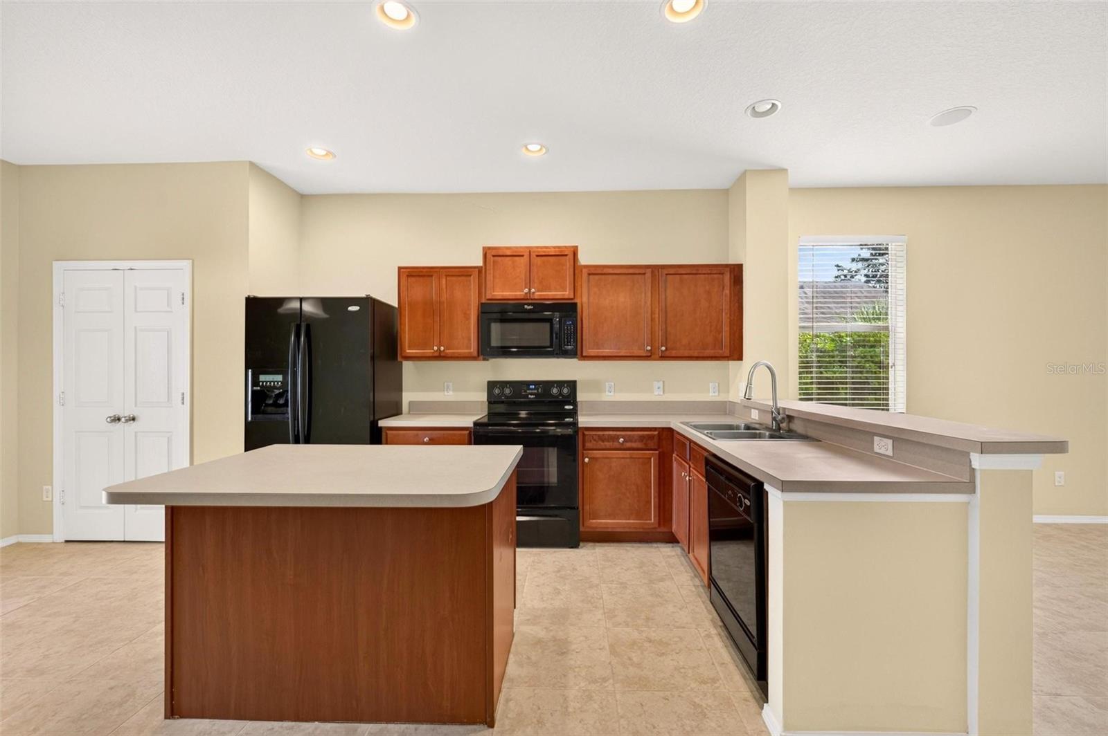 Kitchen - 21413 SULLIVAN RANCH BLVD, MOUNT DORA