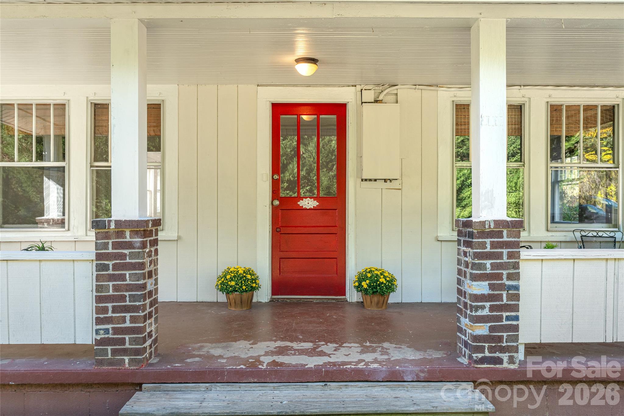 Single Family Residence at 490 Rose Hill Road, Asheville, photo 5 of 46