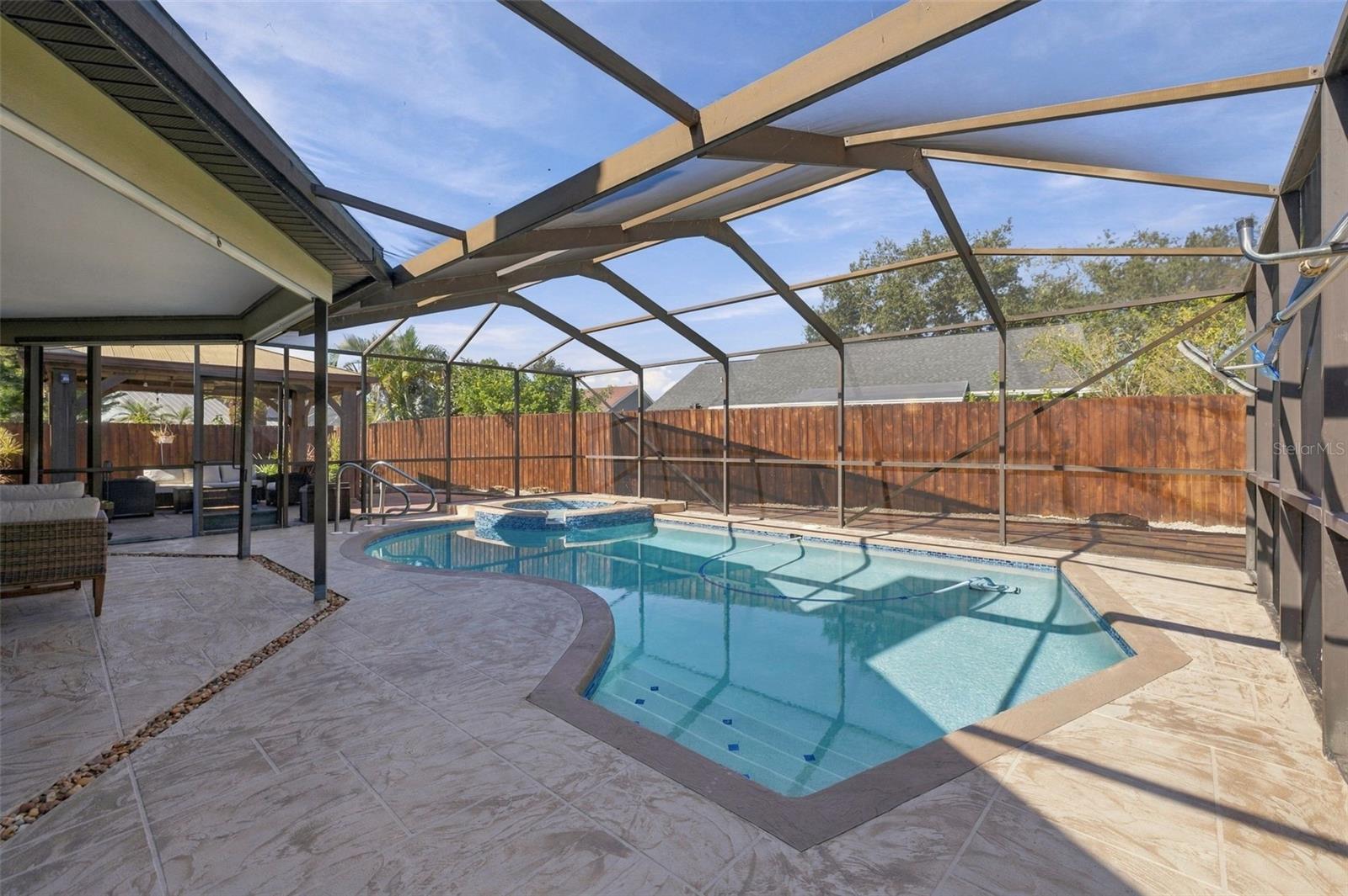 Single Family Residence at 8708 CHARMING KNOLL CT, TAMPA, photo 22 of 46