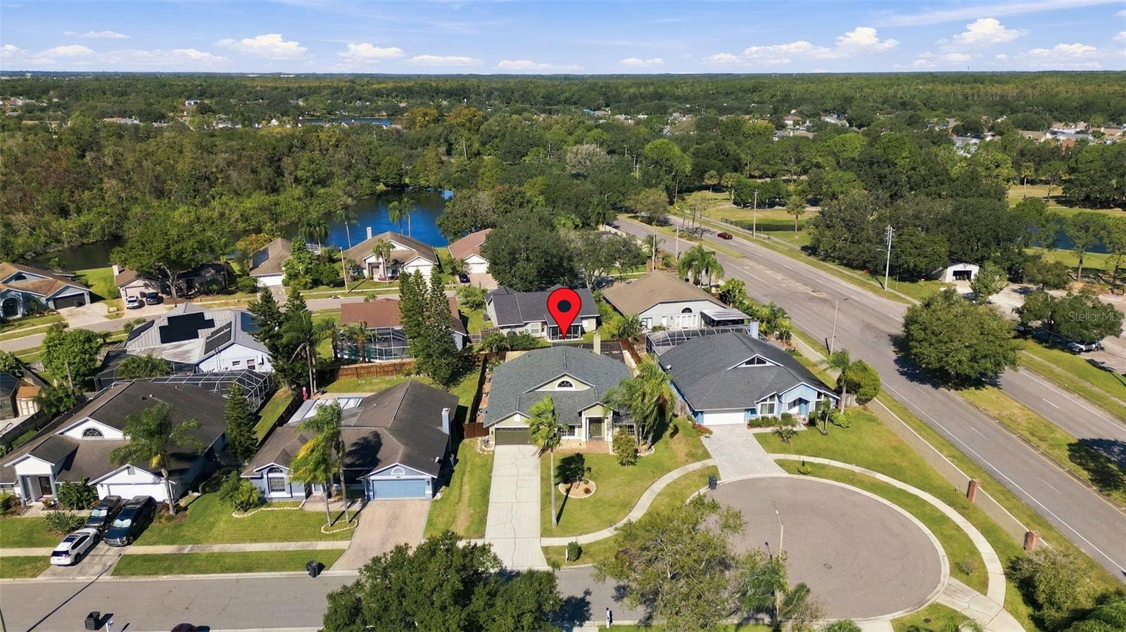 Single Family Residence at 8708 CHARMING KNOLL CT, TAMPA, photo 27 of 46