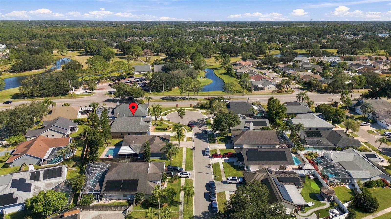 Single Family Residence at 8708 CHARMING KNOLL CT, TAMPA, photo 34 of 46