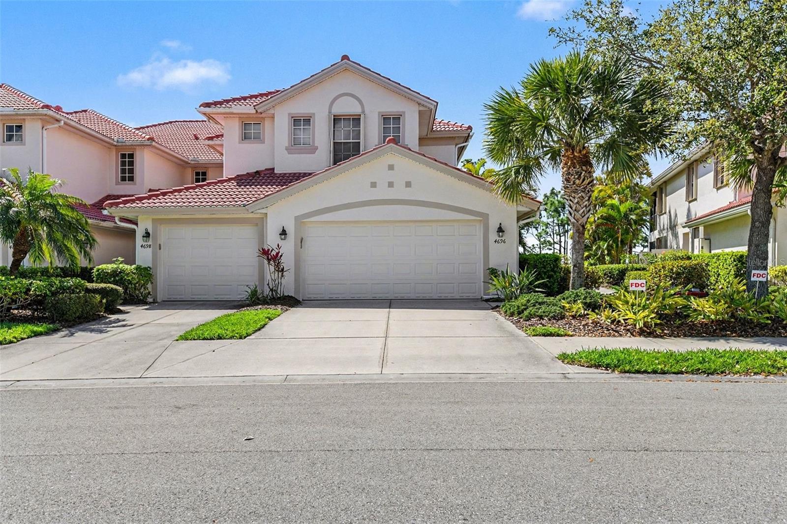 4696 CLUB DR #102