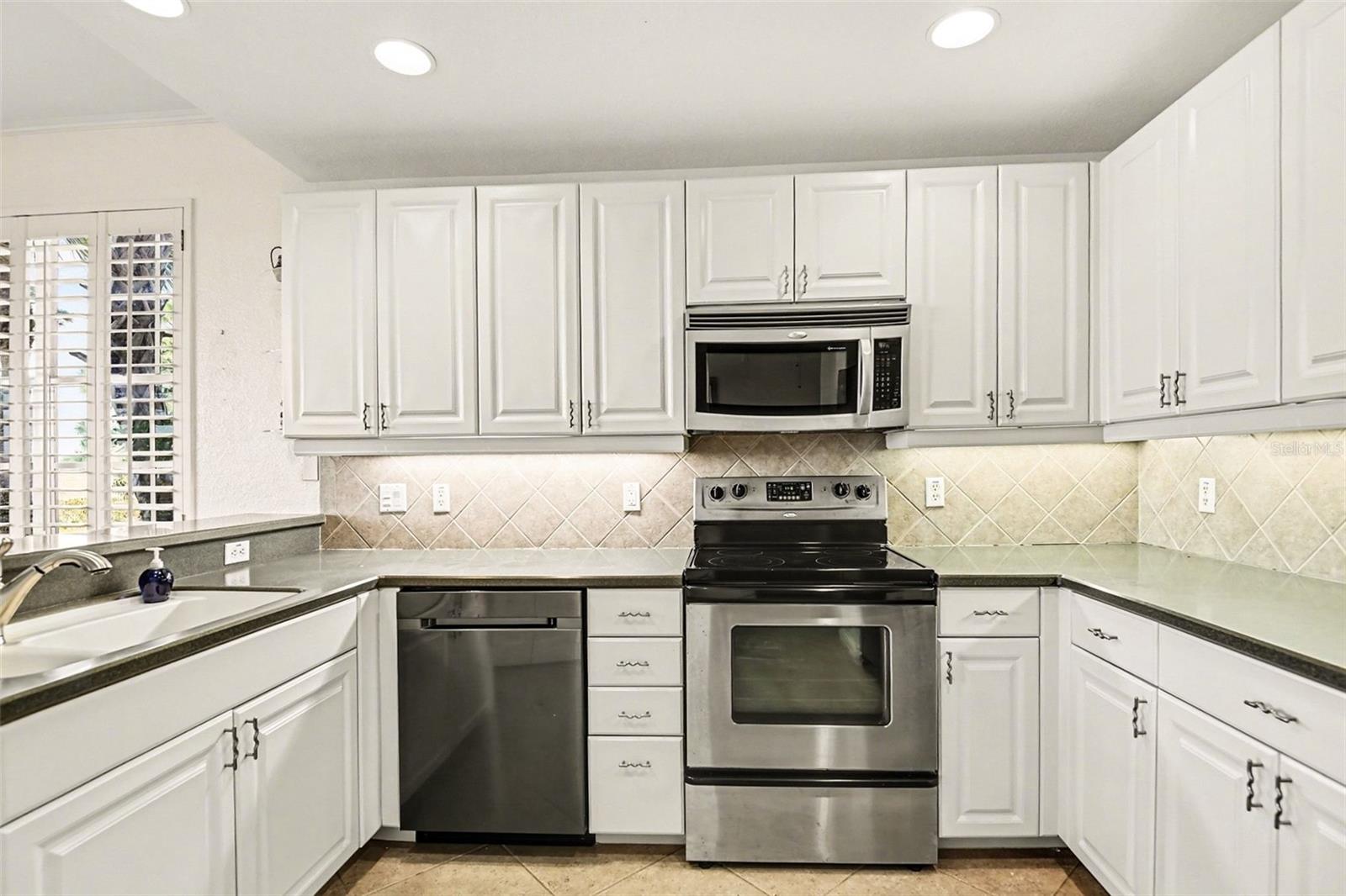 Condominium at 4696 CLUB DR #102, PORT CHARLOTTE, photo 9 of 72