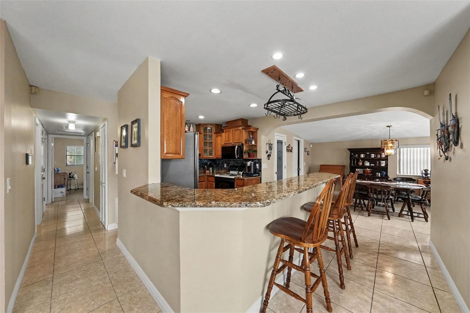 Single Family Residence at 5002 HALIFAX DR, TAMPA, photo 6 of 26