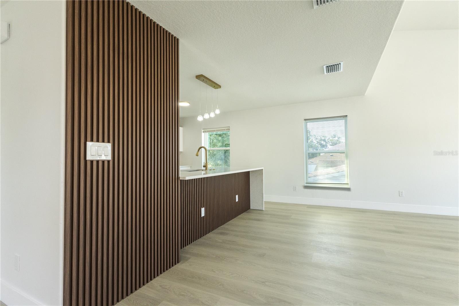 Single Family Residence at 5930 MOHR LOOP, TAMPA, photo 4 of 21