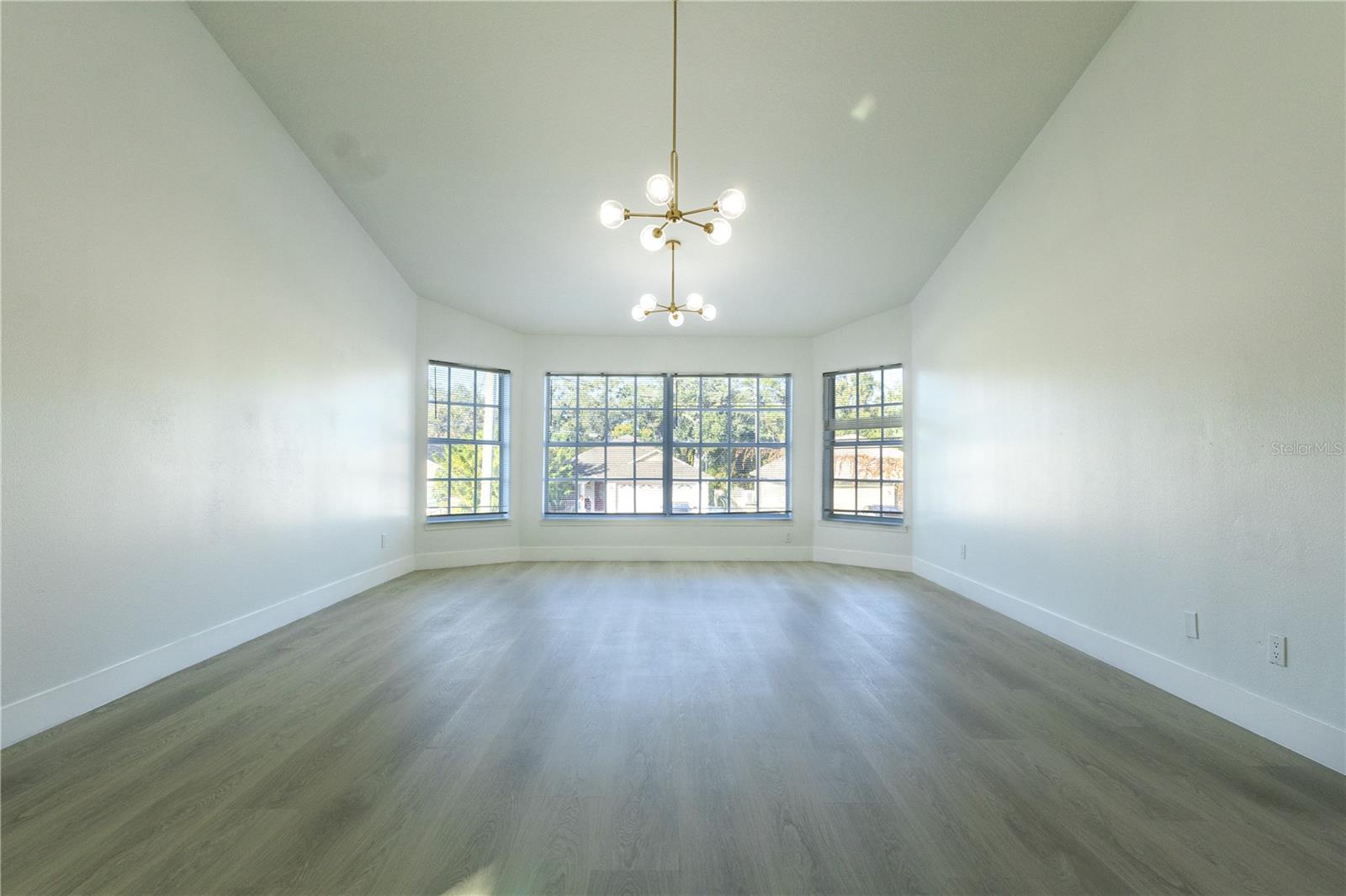 Single Family Residence at 5930 MOHR LOOP, TAMPA, photo 6 of 21
