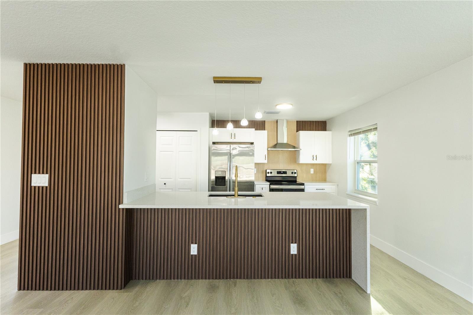 Single Family Residence at 5930 MOHR LOOP, TAMPA, photo 7 of 21
