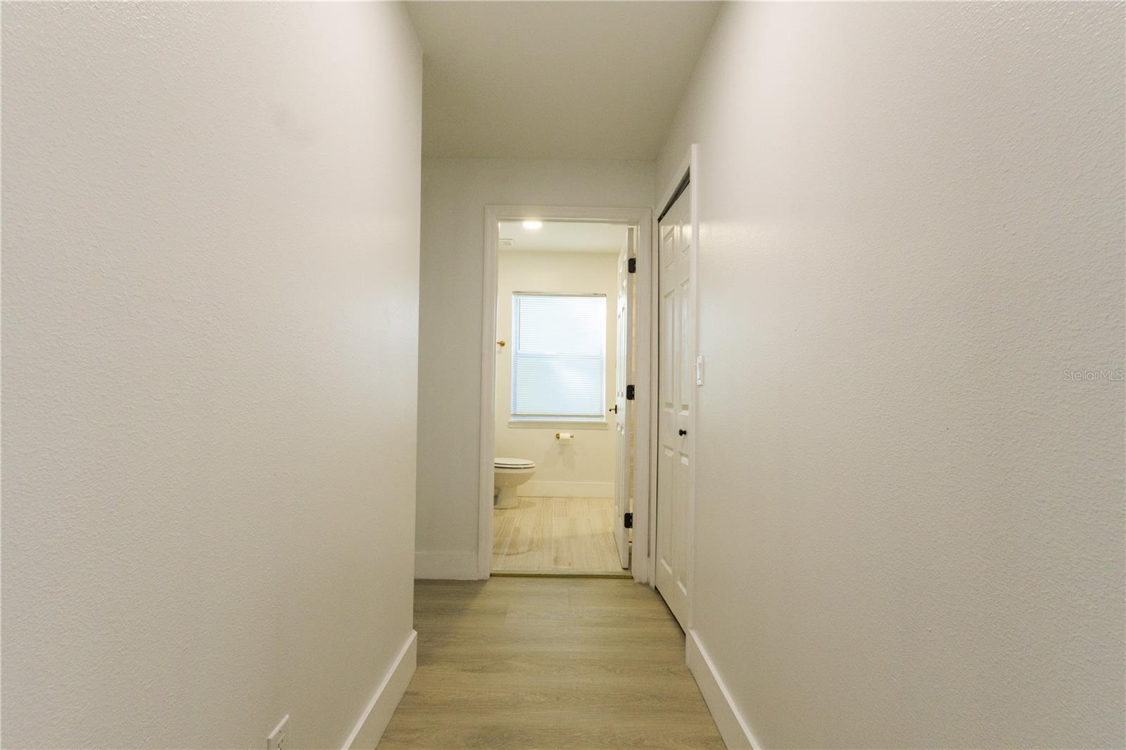 Single Family Residence at 5930 MOHR LOOP, TAMPA, photo 11 of 21