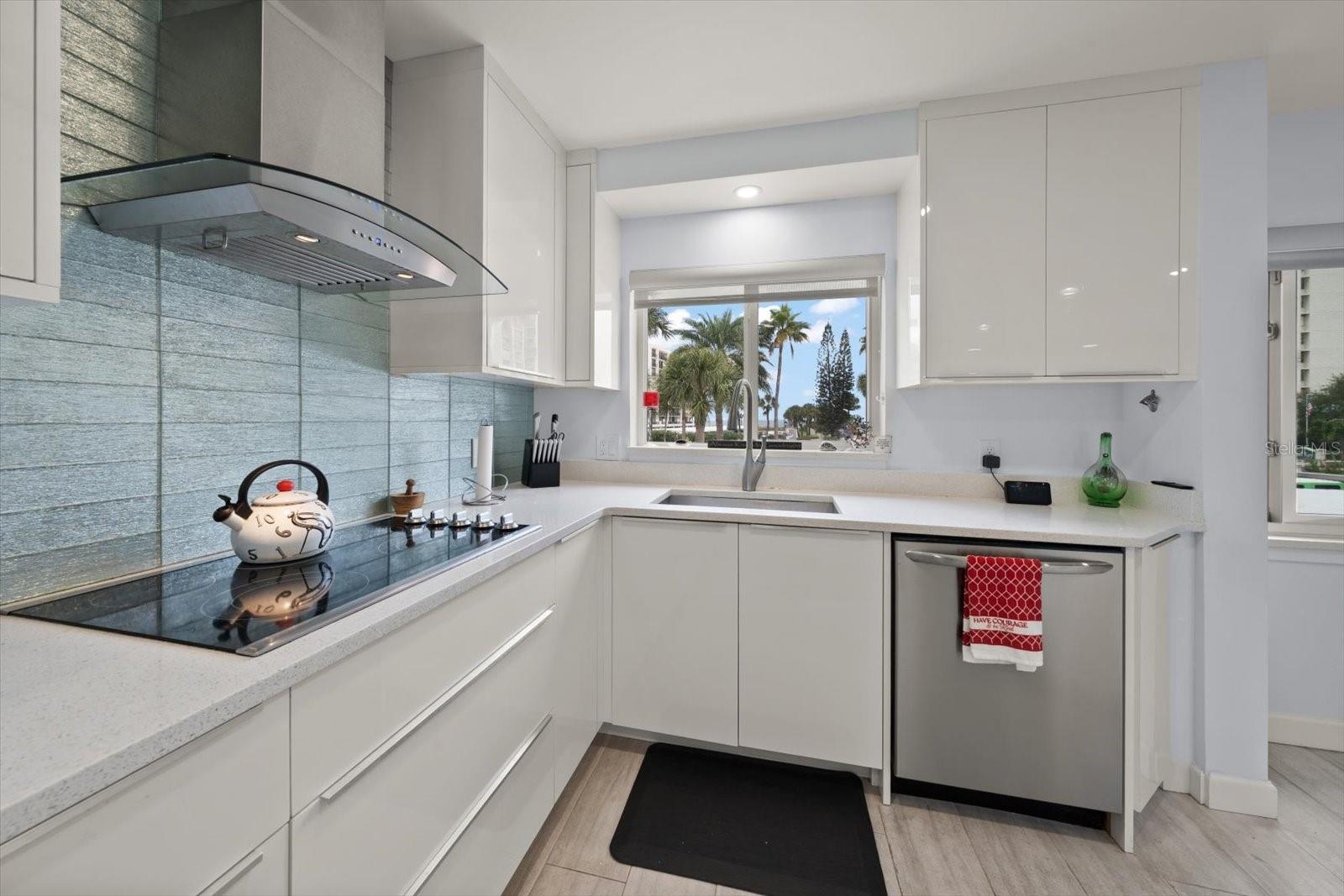 Townhouse at 1401 GULF BLVD #210, CLEARWATER, photo 9 of 37