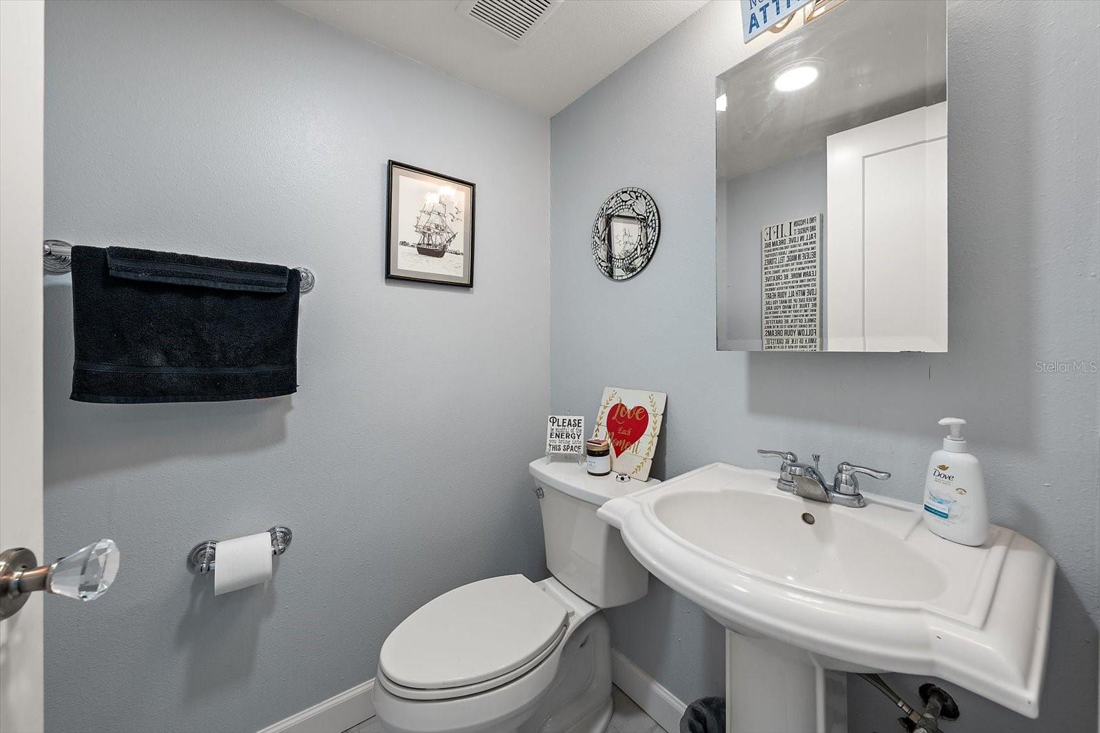 Townhouse at 1401 GULF BLVD #210, CLEARWATER, photo 13 of 37