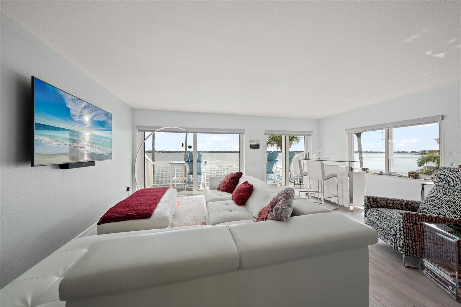 Townhouse at 1401 GULF BLVD #210, CLEARWATER, photo 19 of 37