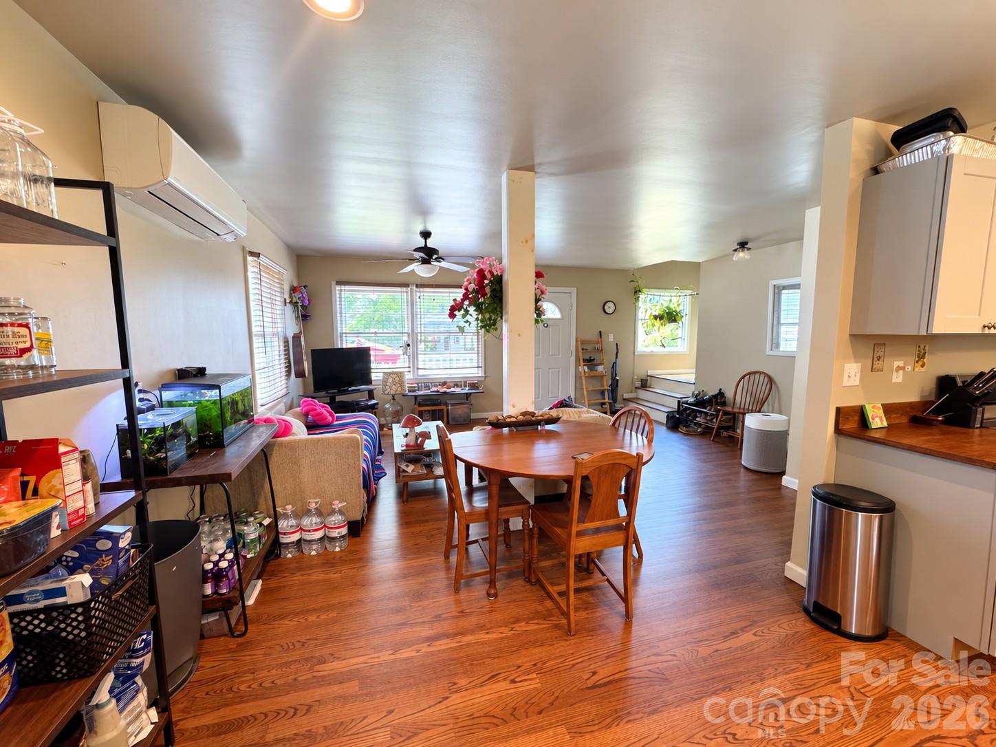 Single Family Residence at 25 Worley Place, Asheville, photo 4 of 23