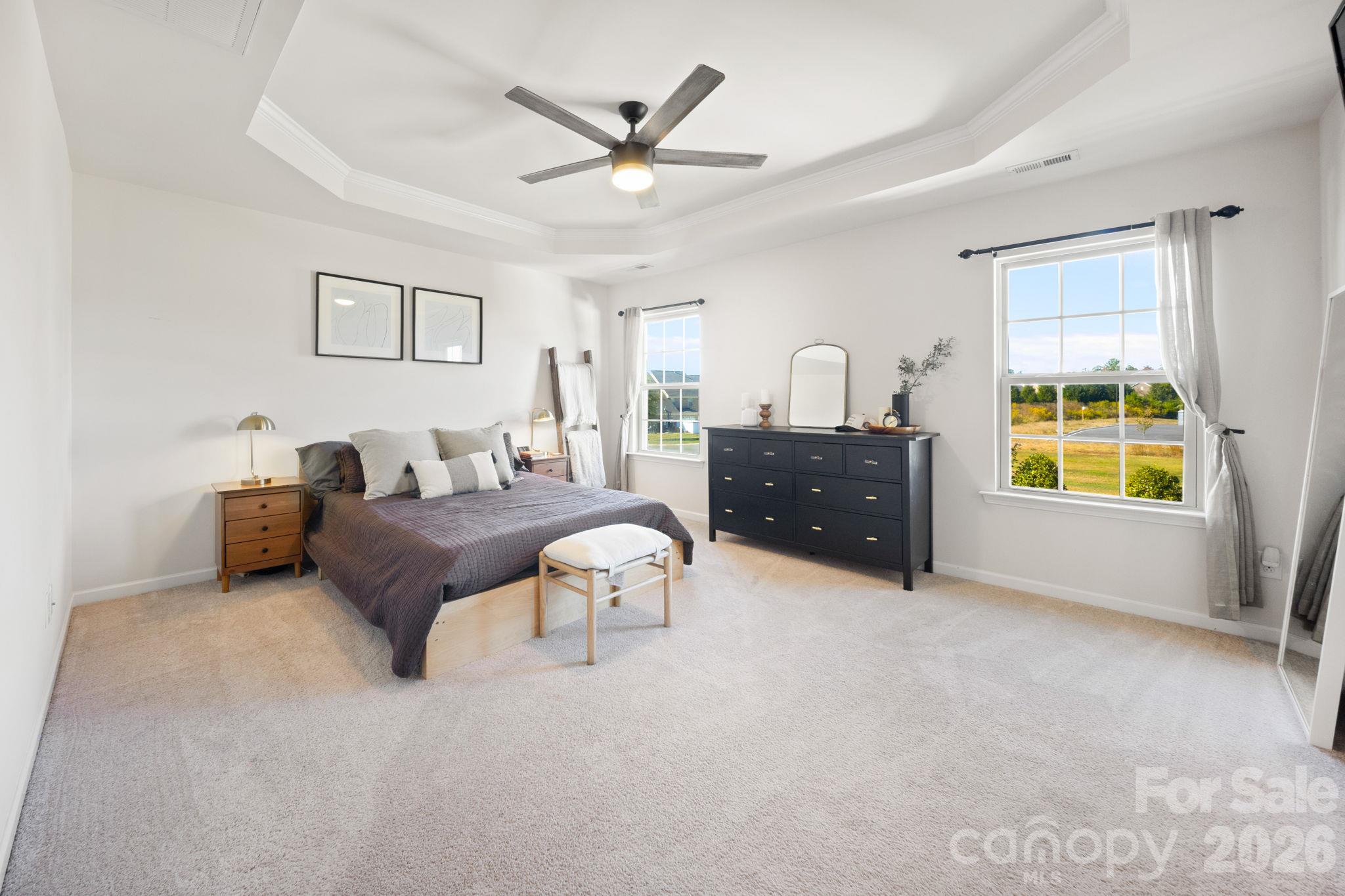 Large primary bedroom with tray ceiling and en suite bathroom - 4008 Woodsmill Road, Lancaster